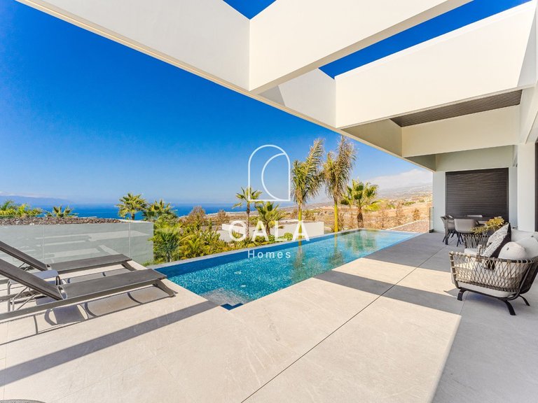 Villa for Sale in Abama, Tenerife 1