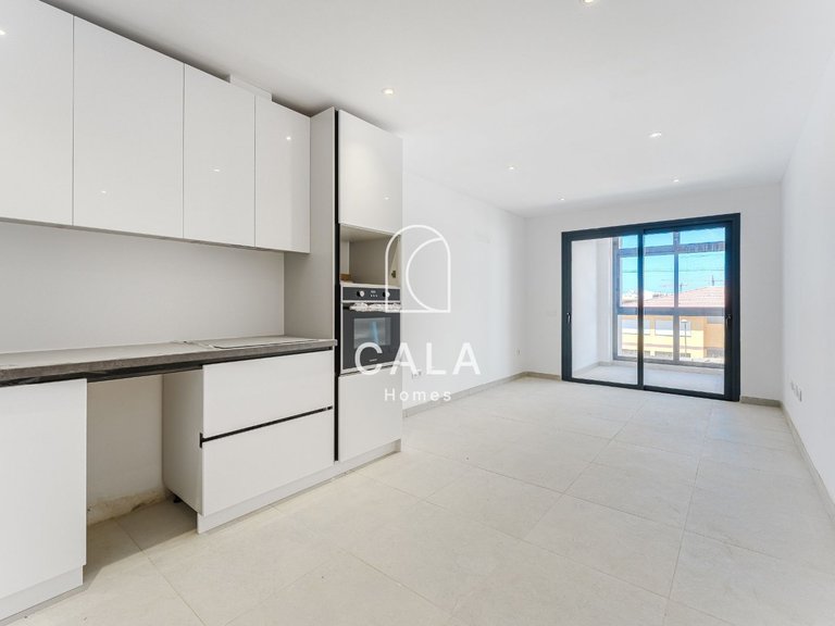 Apartment for Sale in Playa San Juan, Tenerife 3