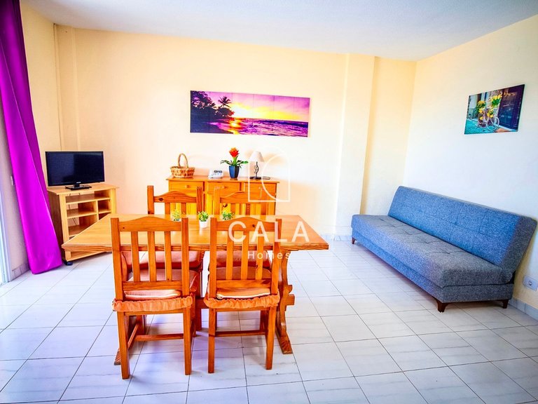 Apartment for Sale in Playa De Los Cristianos, Tenerife 4