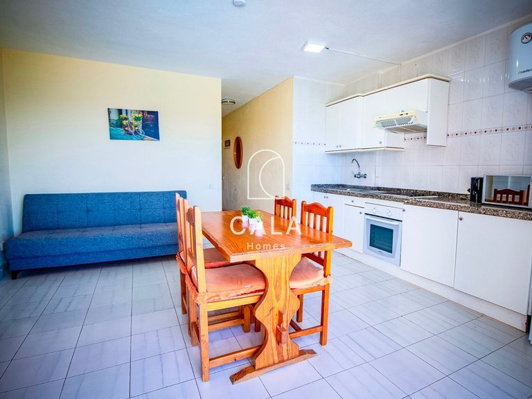 Apartment for Sale in Playa De Los Cristianos, Tenerife 6