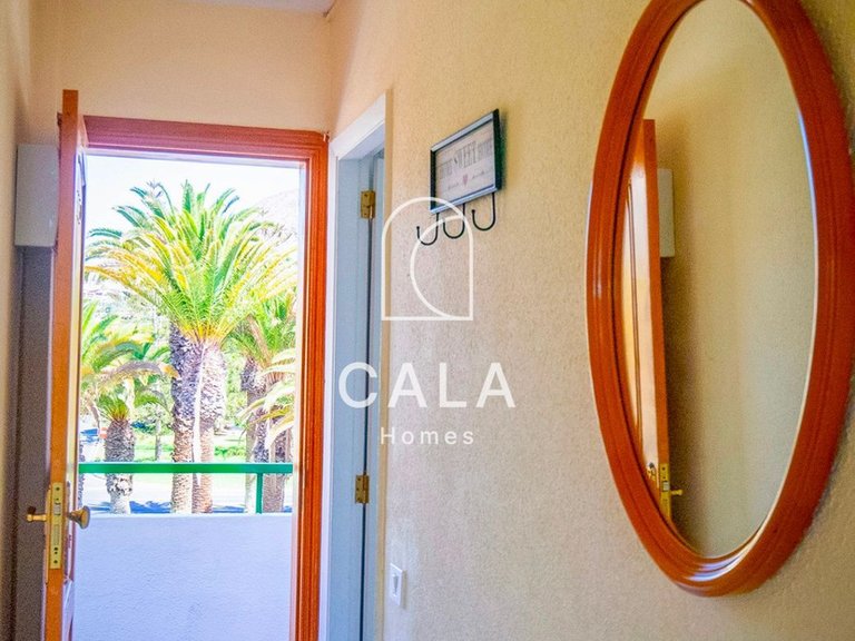 Apartment for Sale in Playa De Los Cristianos, Tenerife 11