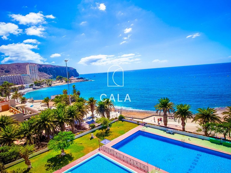 Apartment for Sale in Playa De Los Cristianos, Tenerife 13