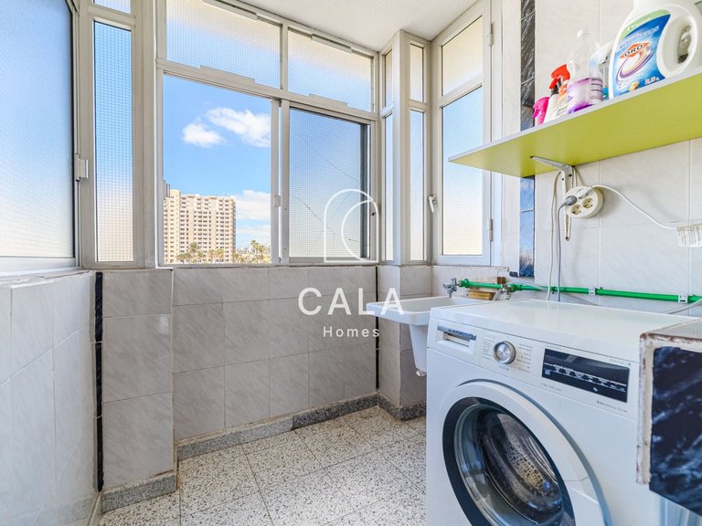 Apartment for Sale in Playa De Los Cristianos, Tenerife 13