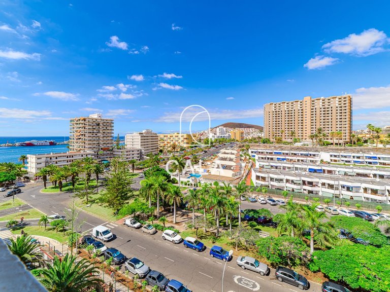 Apartment for Sale in Playa De Los Cristianos, Tenerife 2