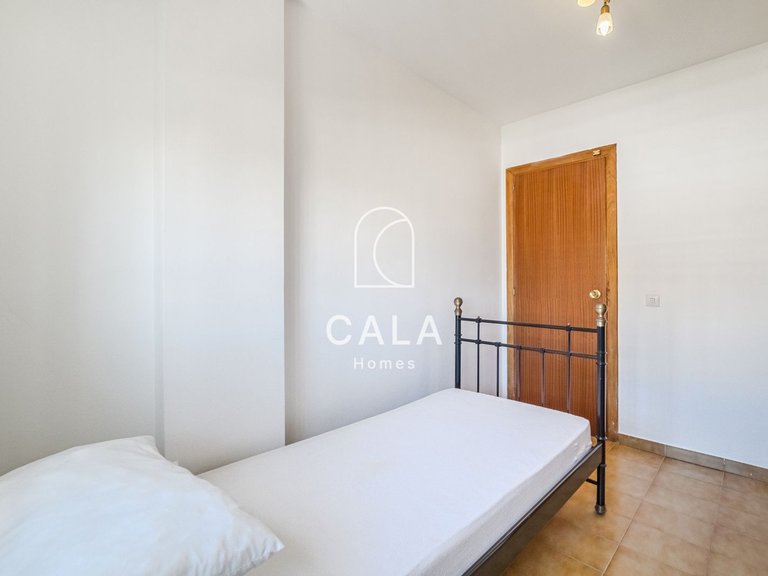 Apartment for Sale in Playa De Los Cristianos, Tenerife 12