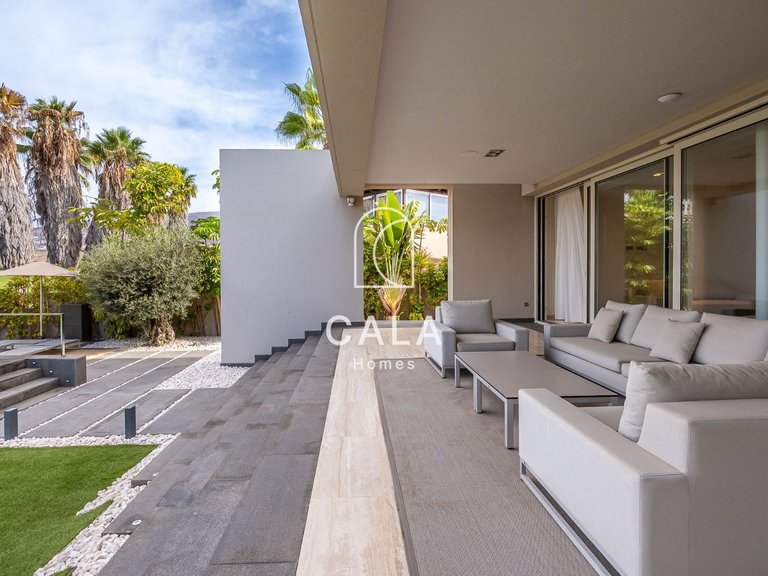 Villa for Sale in La Caleta, Tenerife 7