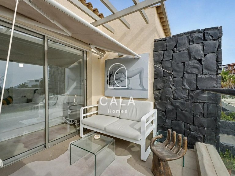 Villa for Sale in Amarilla Golf, Tenerife 12