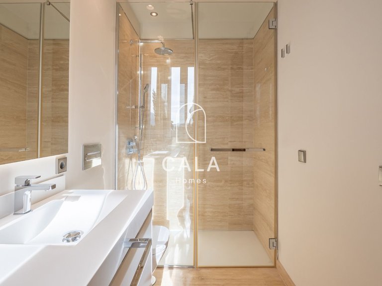 Villa for Sale in La Caleta, Tenerife 41