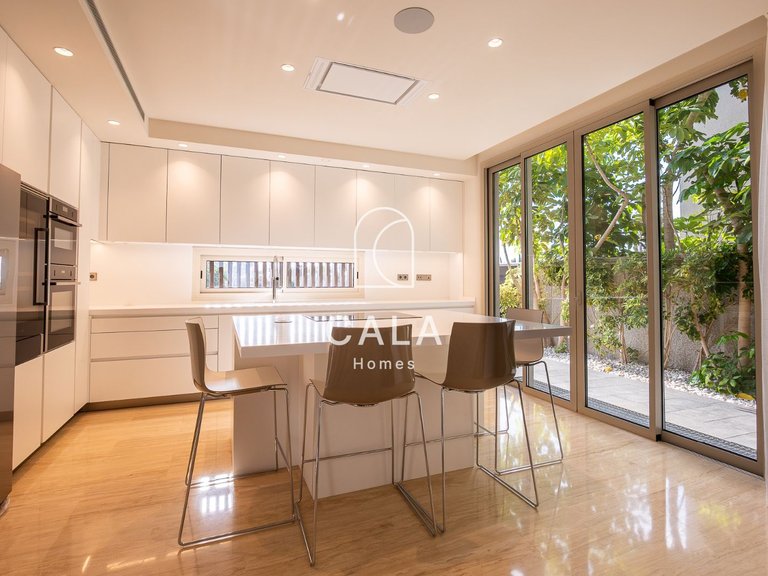 Villa for Sale in La Caleta, Tenerife 17