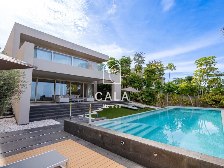 Villa for Sale in La Caleta, Tenerife 2