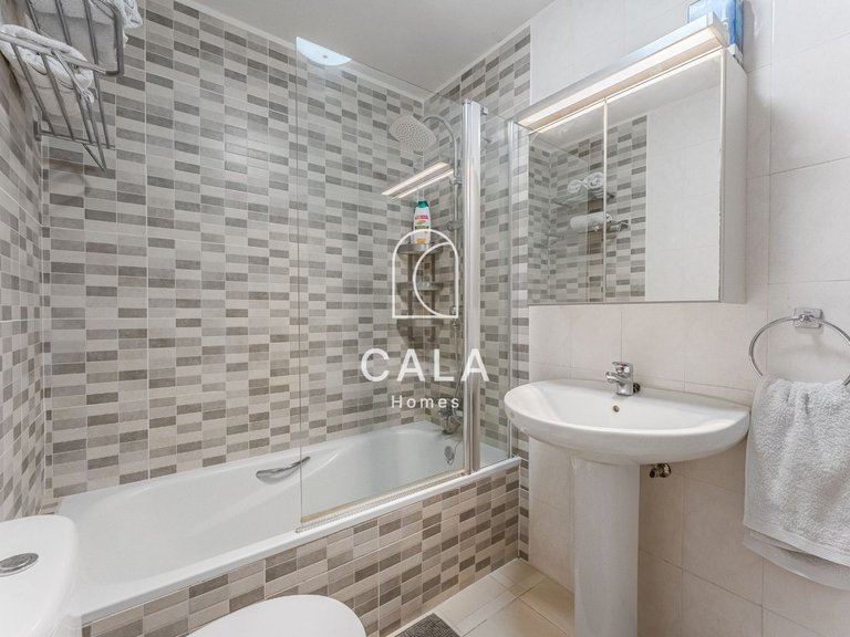 Town House for Sale in Playa San Juan, Tenerife 17