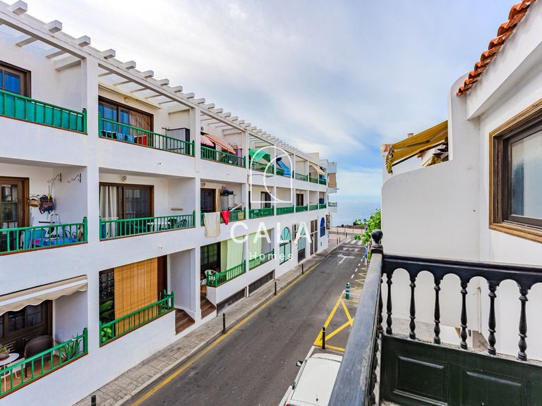 Town House for Sale in Playa San Juan, Tenerife 2