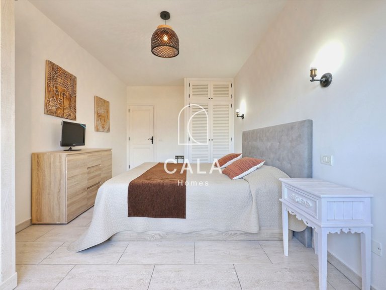 Apartment for Sale in Playa Paraíso, Tenerife 11