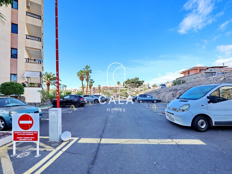 Apartment for Sale in Playa Paraíso, Tenerife 27