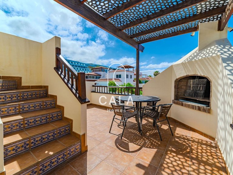Villa for Sale in La Caleta, Tenerife 9