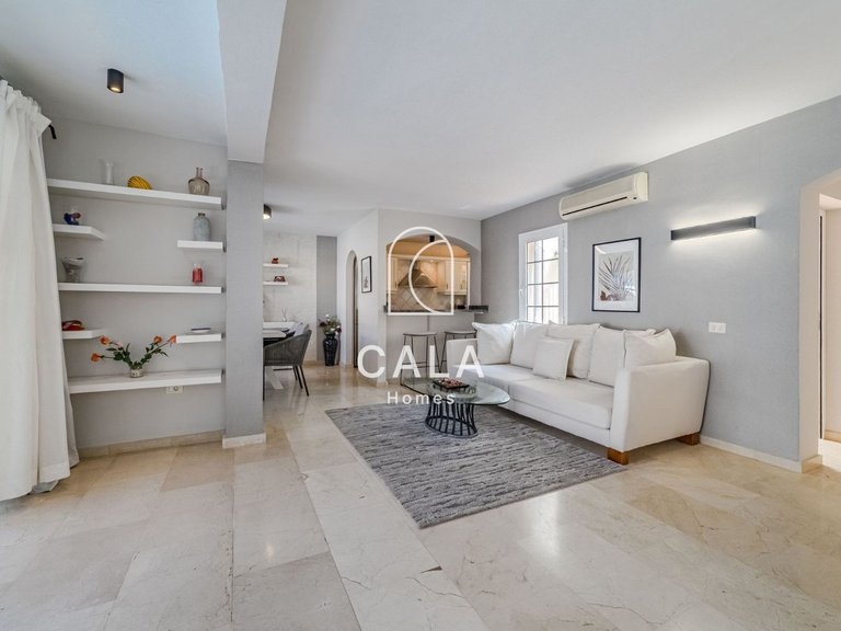 Villa for Sale in La Caleta, Tenerife 18