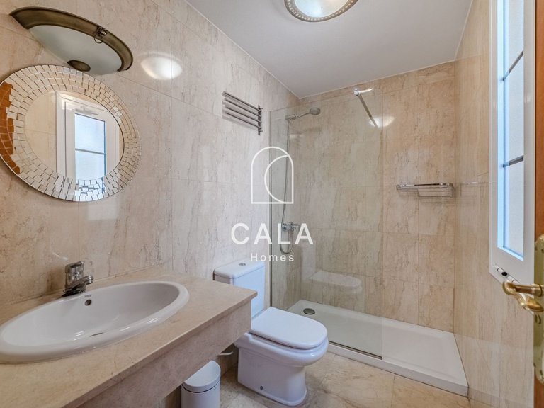 Villa for Sale in La Caleta, Tenerife 31