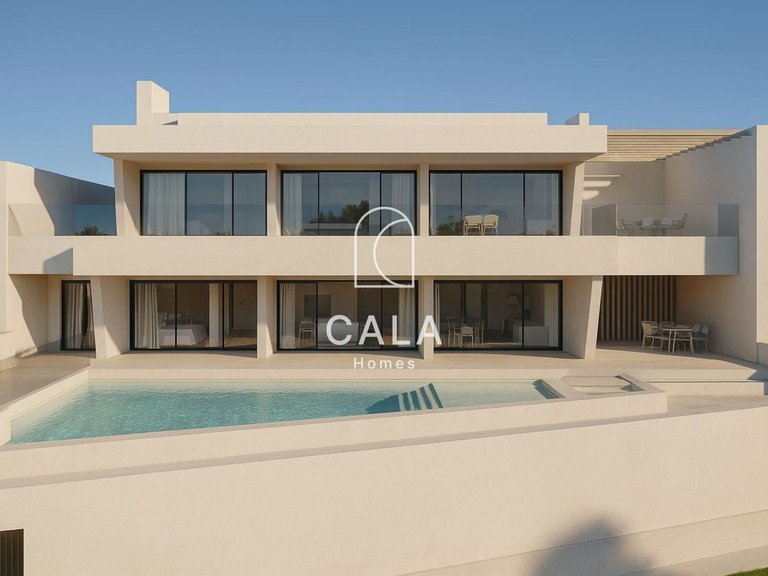 Villa for Sale in Costa Adeje-san Eugenio, Tenerife 1