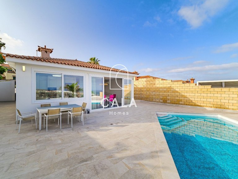 Villa for Sale in Costa Adeje, Tenerife 5