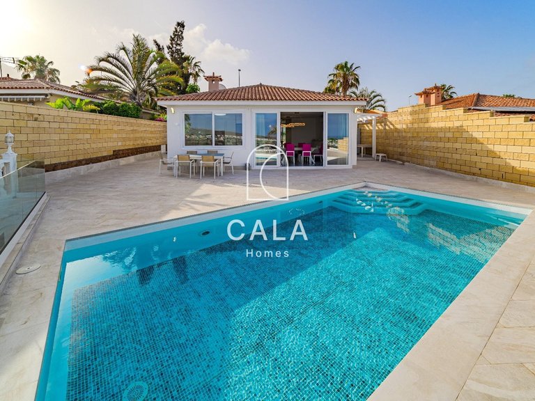 Villa for Sale in Costa Adeje, Tenerife 2