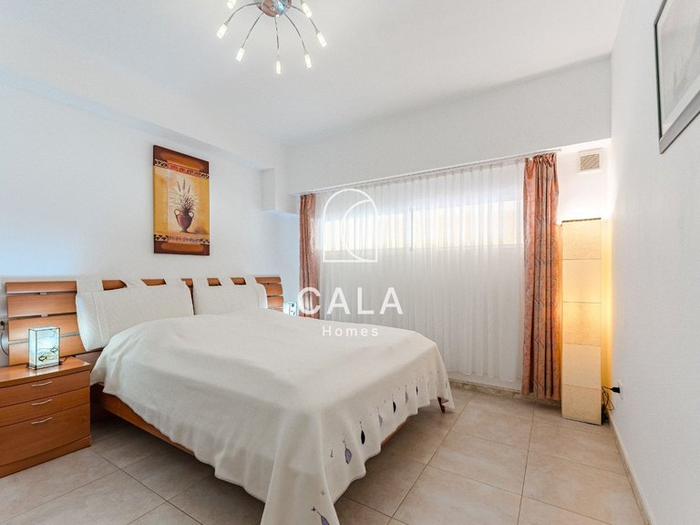 Villa for Sale in Playa De Los Cristianos, Tenerife 46