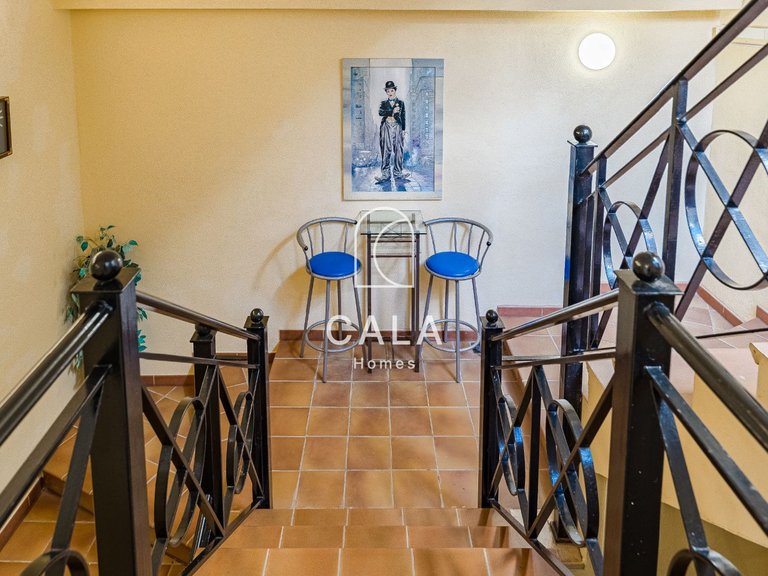 Villa for Sale in Playa De Los Cristianos, Tenerife 50