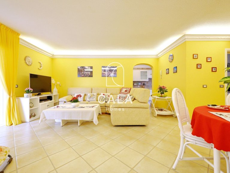 Villa for Sale in Callao Salvaje, Tenerife 19