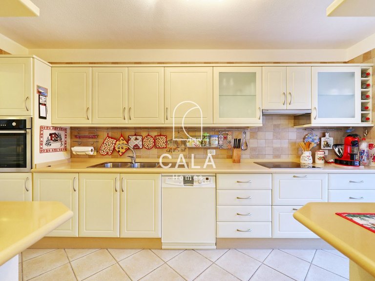 Villa for Sale in Callao Salvaje, Tenerife 15