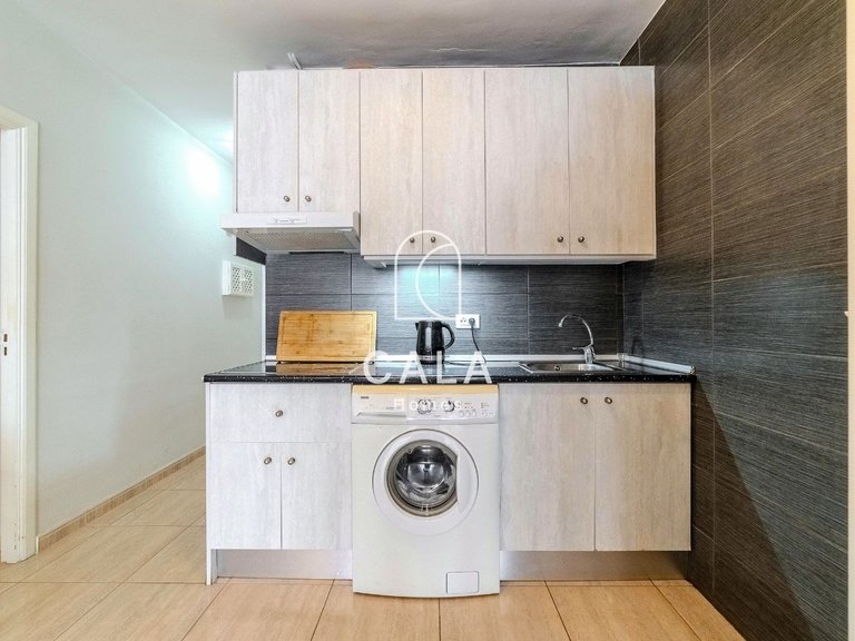 Apartment for Sale in Playa De Los Cristianos, Tenerife 8