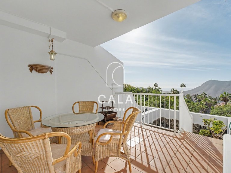 Apartment for Sale in Chayofa, Tenerife 1