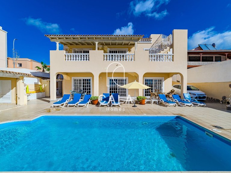 Villa for Sale in Callao Salvaje, Tenerife 3