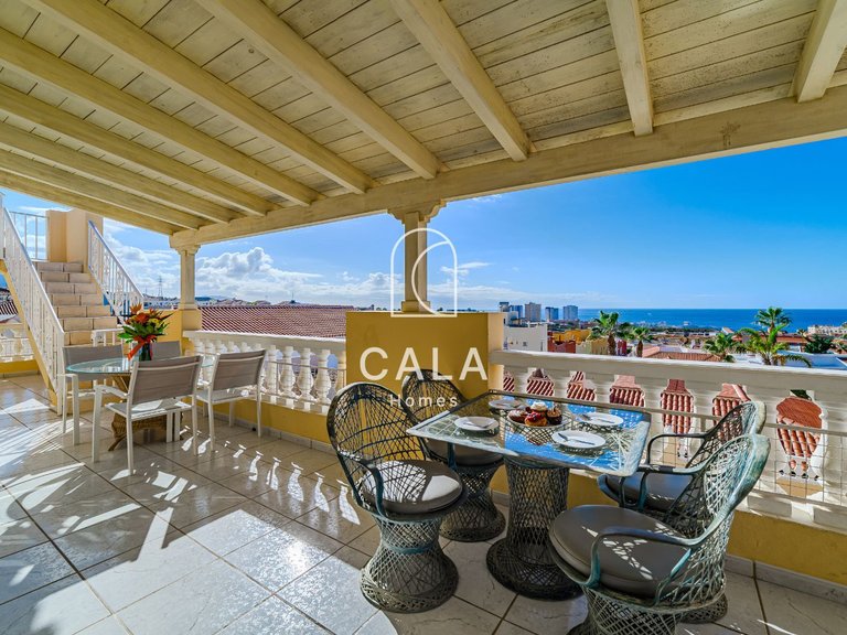 Villa for Sale in Callao Salvaje, Tenerife 15