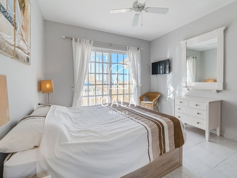 Villa for Sale in Callao Salvaje, Tenerife 20