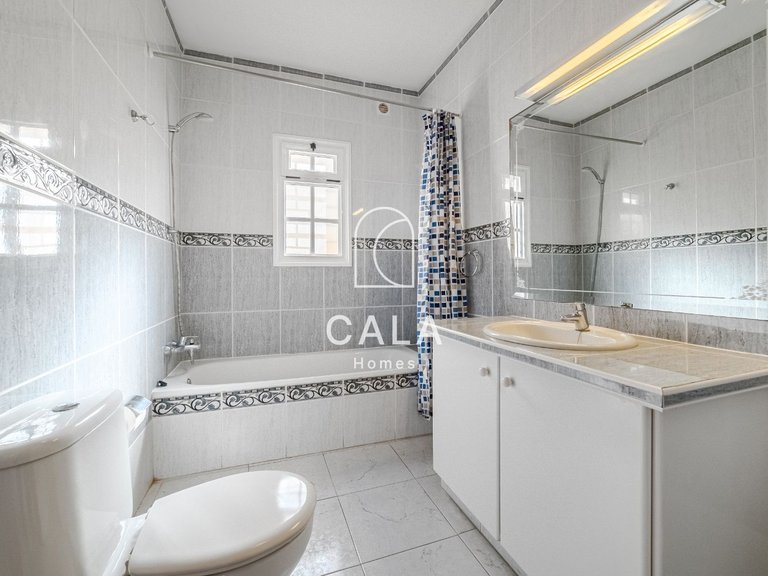 Villa for Sale in Callao Salvaje, Tenerife 30