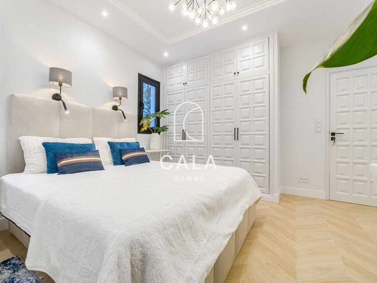 Villa for Sale in San Eugenio Alto, Tenerife 20