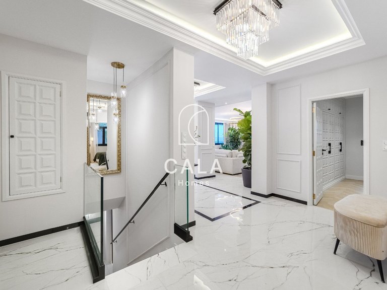 Villa for Sale in San Eugenio Alto, Tenerife 21