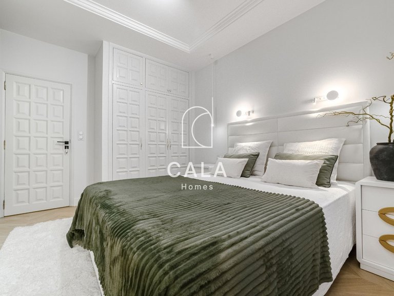 Villa for Sale in San Eugenio Alto, Tenerife 24