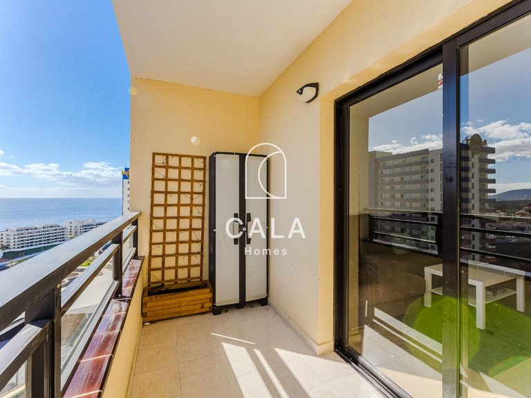 Apartment for Sale in Playa Paraíso, Tenerife 1