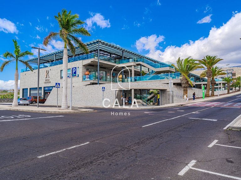Apartment for Sale in Playa Paraíso, Tenerife 19