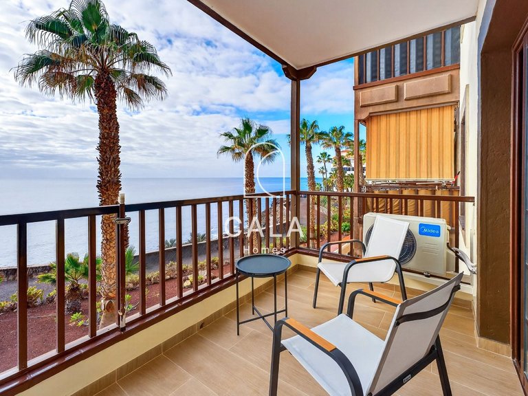Apartment for Sale in Costa Del Silencio, Tenerife 1