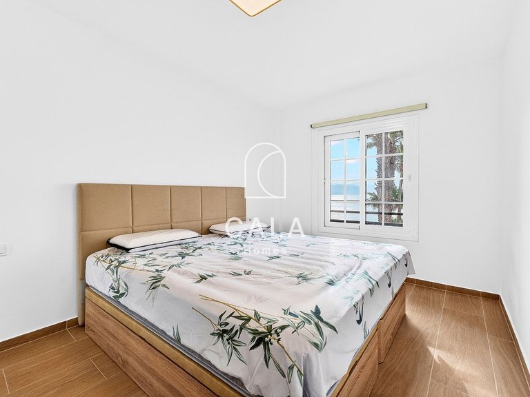 Apartment for Sale in Costa Del Silencio, Tenerife 11