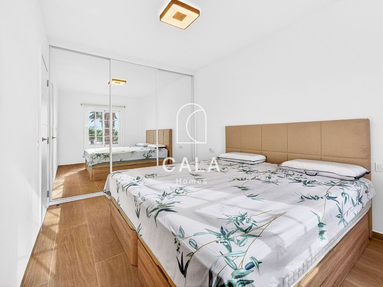 Apartment for Sale in Costa Del Silencio, Tenerife 12