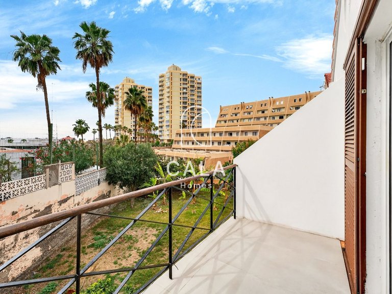 Town House for Sale in Playa De Las Américas, Tenerife 9