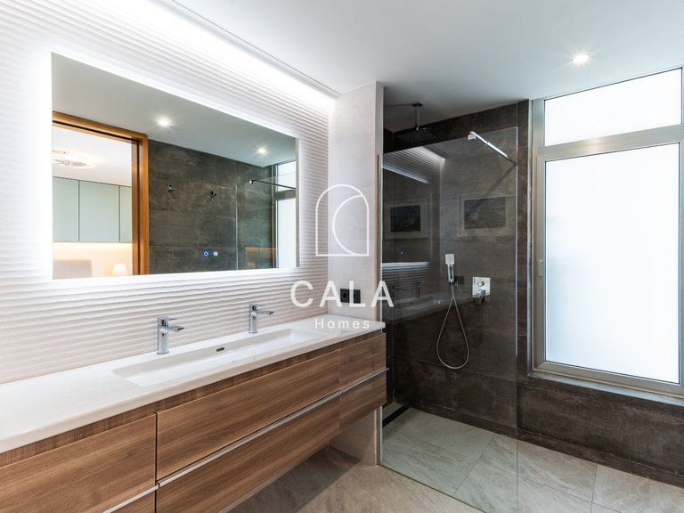 Town House for Sale in Playa De Los Cristianos, Tenerife 40