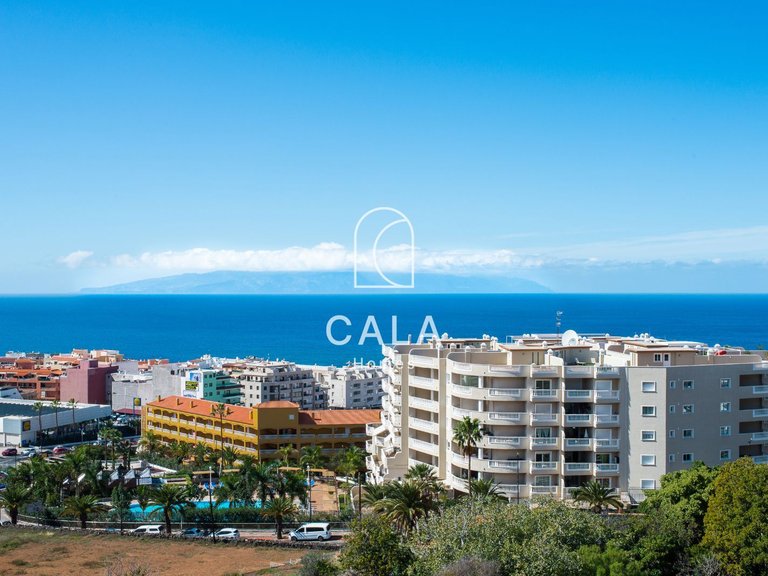 Apartment for Sale in Puerto Santiago-los Gigantes, Tenerife 3