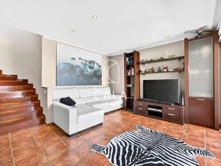 Town House for Sale in El Medano, Tenerife 3