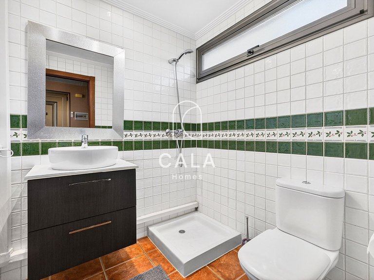 Town House for Sale in El Medano, Tenerife 9