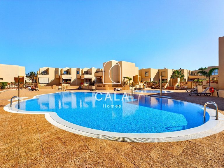 Town House for Sale in El Medano, Tenerife 24