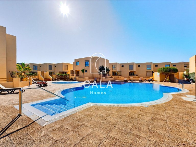 Town House for Sale in El Medano, Tenerife 25