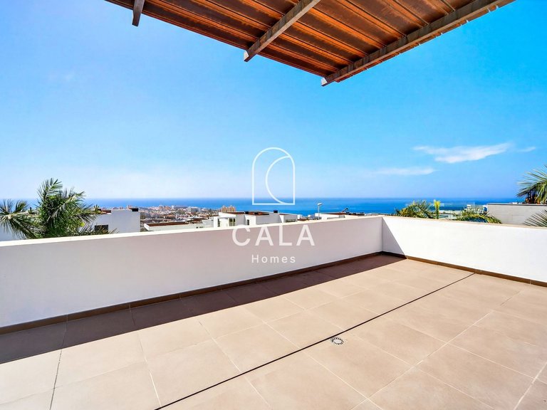 Villa for Sale in Costa Adeje-san Eugenio, Tenerife 15
